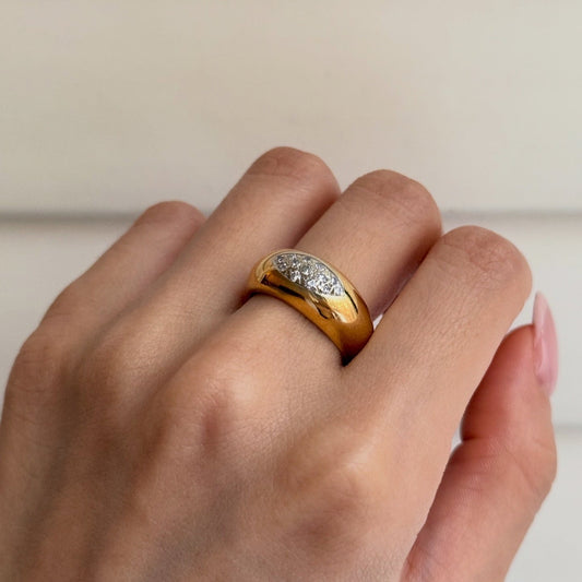 Vintage 18k Diamond Donut Ring