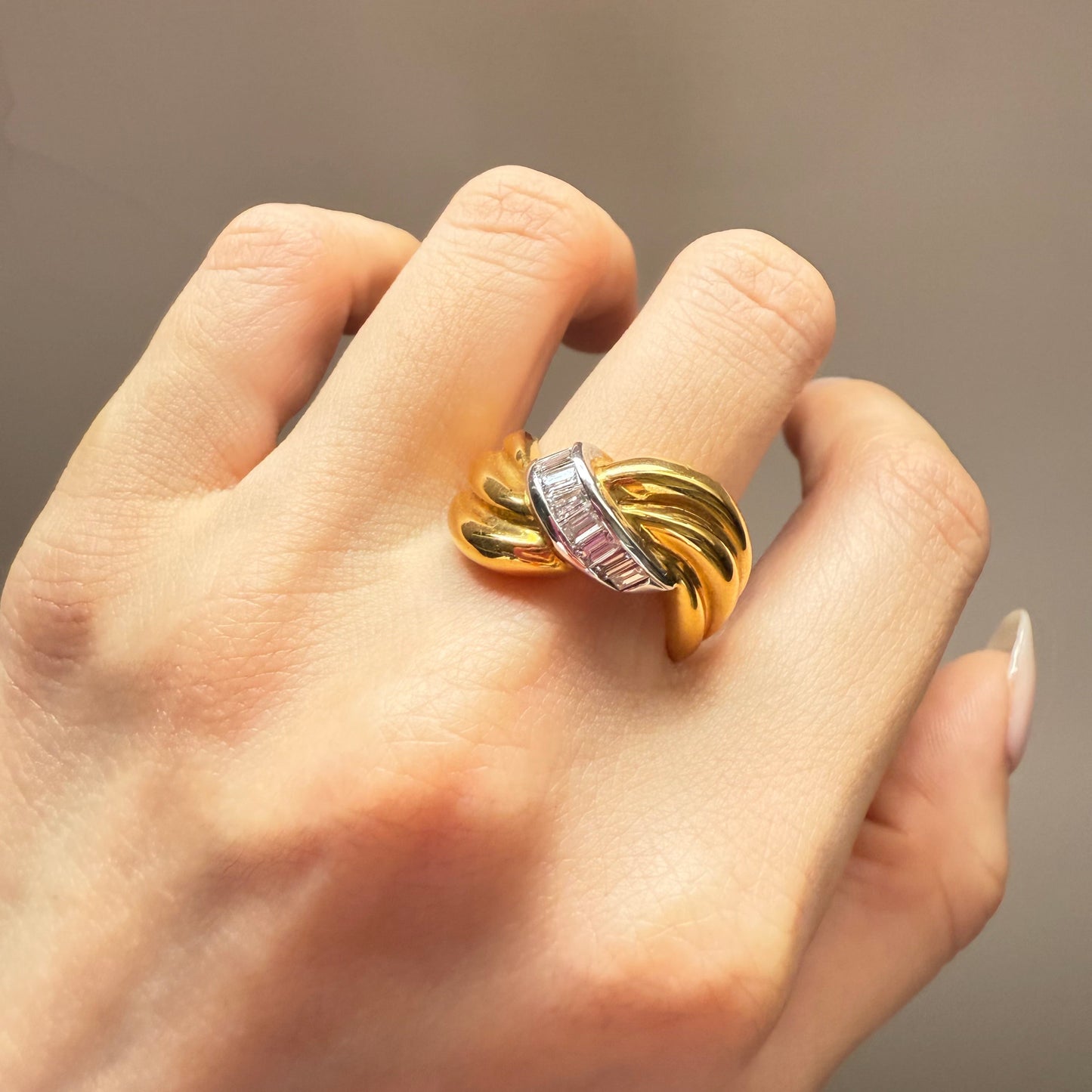 Vintage Italian 18k Diamond Statement Ring