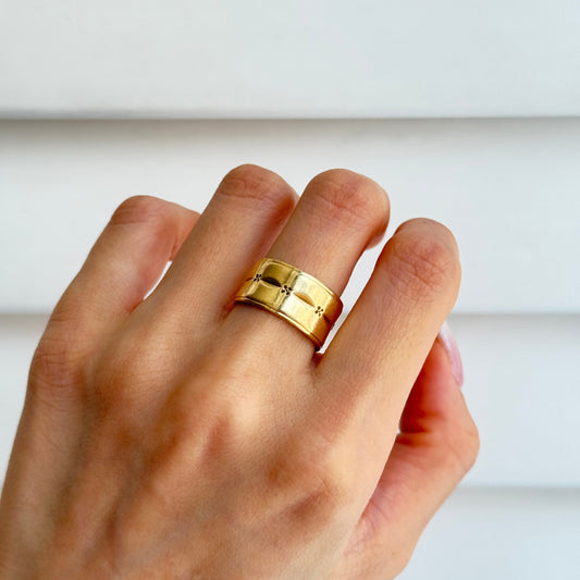 Vintage 14k Floral Eternity Band