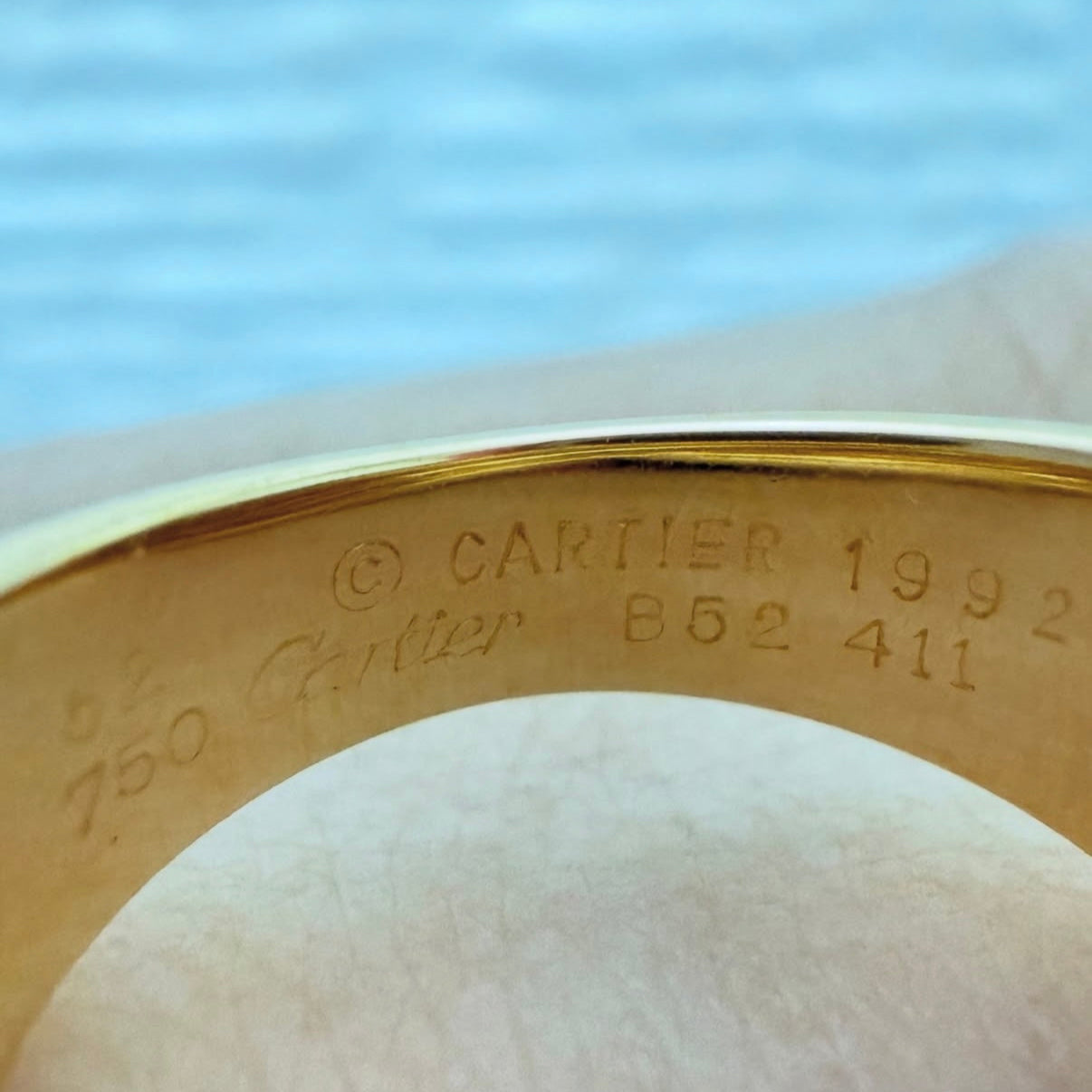 Vintage 1992 Cartier 18k Colisee Ring