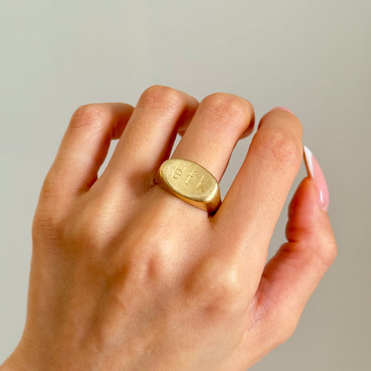 Vintage 14k Solid Signet Ring